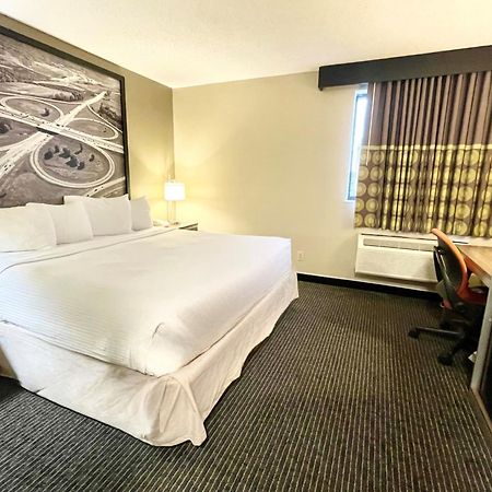 Super 8 By Wyndham St Charles Hotel Saint Charles Luaran gambar