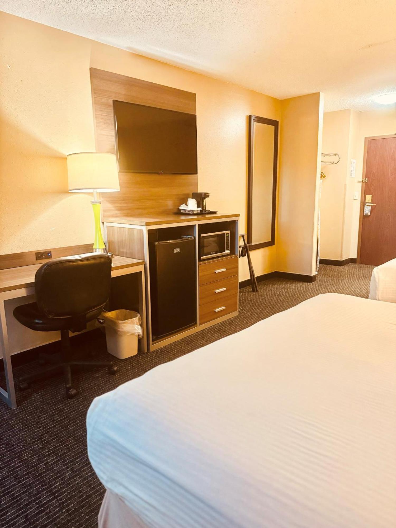 Super 8 By Wyndham St Charles Hotel Saint Charles Luaran gambar